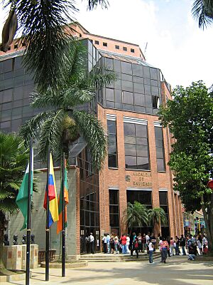 Archivo:Alcaldía de Envigado