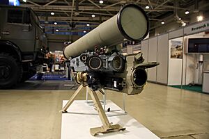 Archivo:Antitank missile system Metis-M1