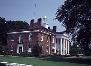 Archivo:Calhoun County Georgia Courthouse