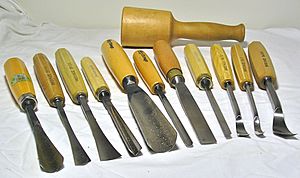 Archivo:Carving tools 2