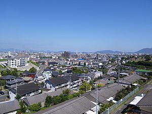 Archivo:Cityscape of Tobata,Kitakyushu