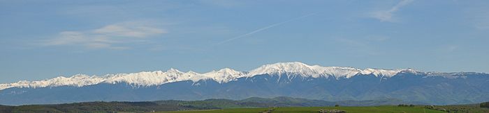 Archivo:Făgăraș Mountains, Romania - Panoramic view