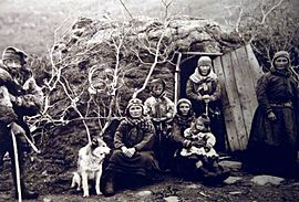 Archivo:Familia Sami