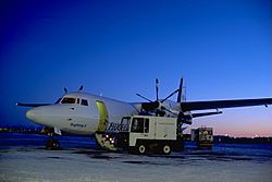 Archivo:Fokker50onReykjavikAirport