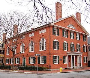 Archivo:Hamilton Hall (Salem)