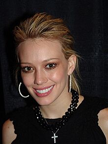 Hillary Duff 2005.jpg
