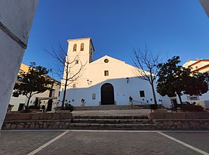 Archivo:Iglesia Parroquial de Santa Ana