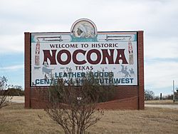 Nocona welcome sign.JPG