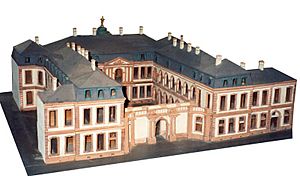 Archivo:Palais Thurn und Taxis Modell