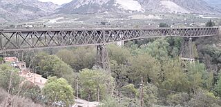 Puente metálico barranco de Baúl (FC Baza a Guadix).jpg