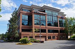 Redstone Corporate Center - Mountlake Terrace interim city hall.jpg