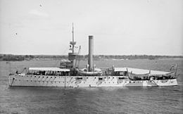 Archivo:USS Wilmington LOC det 4a05681