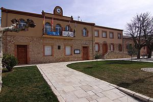 Archivo:Ayuntamiento,Torreiglesias, 02