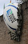 Archivo:Cardiff Castle rugby ball 2015 RWC (cropped)