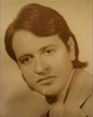 Archivo:Carlos Villagr% 3Fn Eslava