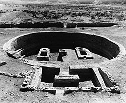 Archivo:Chaco-Culture-NHP-Pueblo-Del-Arroyo