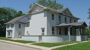 Archivo:Colonel Charles Young House, front and western side