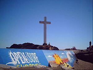 Archivo:Cruz san pedro curanipe
