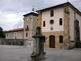 El Corro, la Capilla y la Torre.jpg