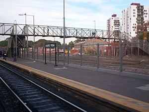 Archivo:Estación Sáenz Peña del FFCC San Martín.