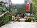 Fachada Robert Brady 2