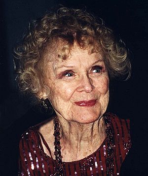 Archivo:Gloria Stewart