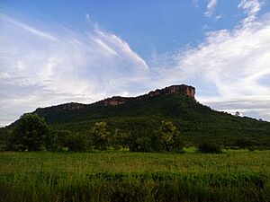 Archivo:La Cuesta de Bombouaka région des savanes au Togo