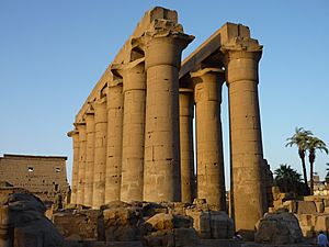 Archivo:Luxor temple27