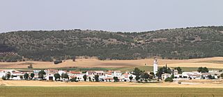 Paredes, vista general de la población.jpg