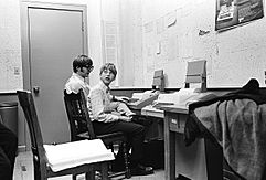 Archivo:Paul Allen and Bill Gates at Lakeside School in 1970
