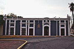 Presidencia Municipal Abasolo.jpg