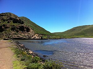 Archivo:Quthing, Lesotho - panoramio (2)