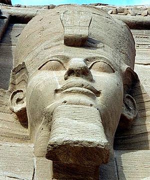 Archivo:RamsesIIEgypt
