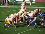 Archivo:Redskins vs Giants line of scrimmage throwbacks
