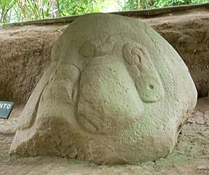 Archivo:TakalikAbajHead