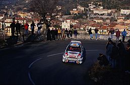 Archivo:Toyota Monte-Carlo 1999