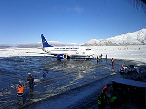 Archivo:Aeroporto de Esquel (5959666483)