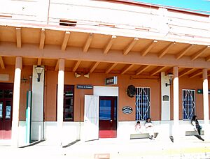 Archivo:Alar del Rey - Estación de Adif 3