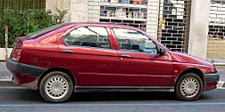 Archivo:Alfa Romeo 146