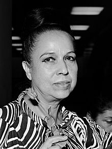 Amalia Hernández (1973).jpg