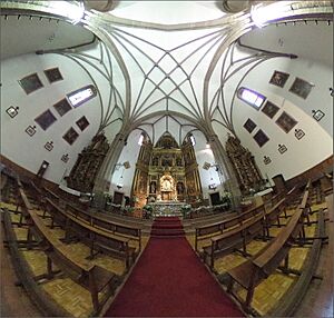 Archivo:Basílica de la Virgen de la Encina - Retablo y cúpula