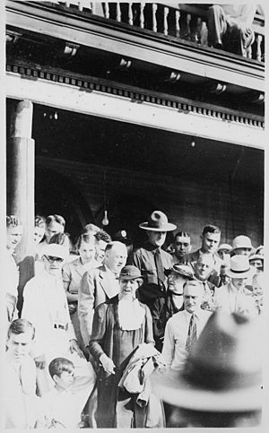 Archivo:Eleanor Roosevelt in Arthurdale, West Virginia - NARA - 196069