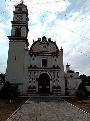 Archivo:Iglesia de San Luis Temalacayuca