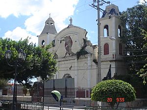 Archivo:Iglesiaapastepeque