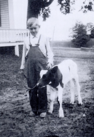 Archivo:Karl Merrill and Trina, the bull