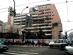 Archivo:NATO damage in Belgrade