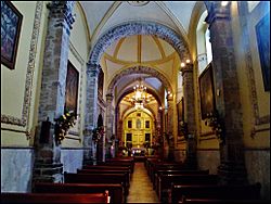 Archivo:Parroquia Cristo Rey y Santa María de Guadalupe,Tulpetlac,Ecatepec,Estado de México