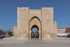 Puerta de Toledo, Ciudad Real, España, 2021-12-18, DD 01.jpg