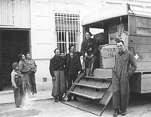 Archivo:SCI spanish-civil-war food transport