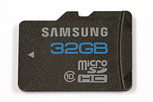 Archivo:Samsung microSDHC 32GB Class10